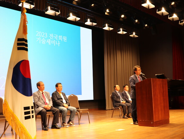 사진출처: (사)한국피아노조율사협회 제공 사진출처: (사)한국피아노조율사협회 제공