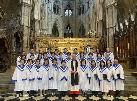 웨스트민스터 사원 데이비드 스탠튼 목사와 예멜합창단